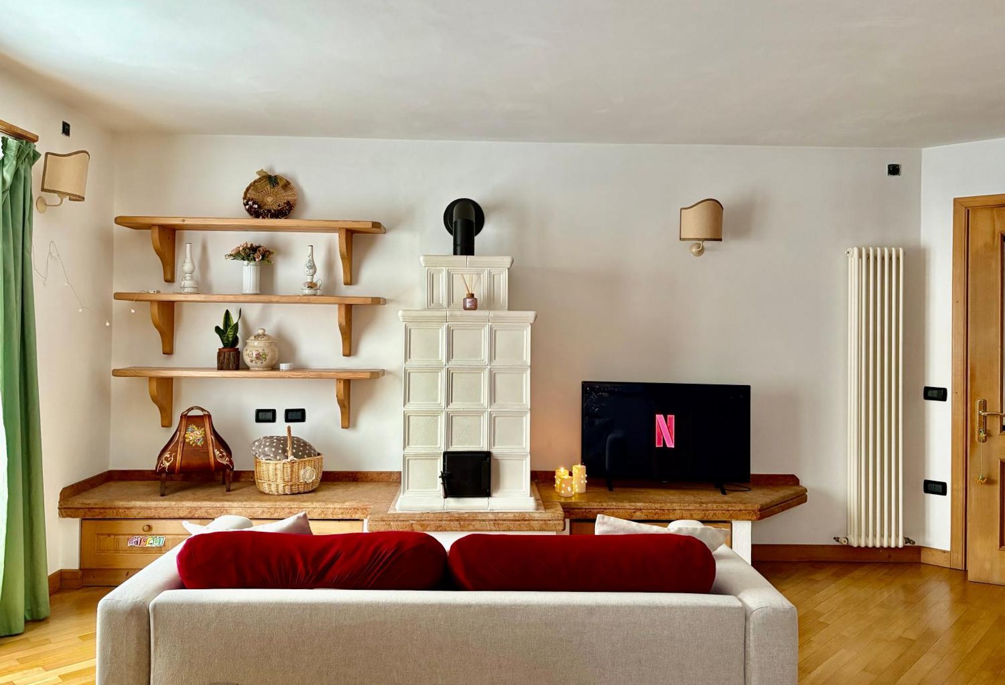 Villa Iris - La Prima Villa Vacanze Nell'Altopiano アジアーゴ エクステリア 写真
